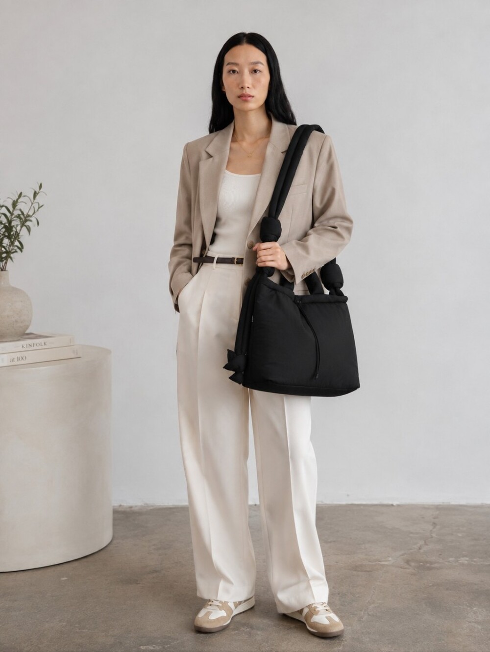 NWT ÖLEND Ona Pro Soft Bag – Black Padded Tote Shoulder Bag